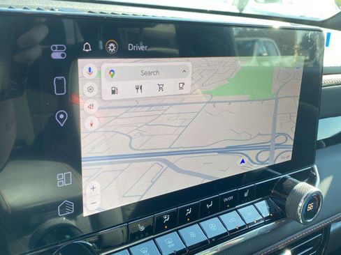 Used 2024 Chevrolet Colorado Z71 w/ Z71 Convenience Package 2 image 14