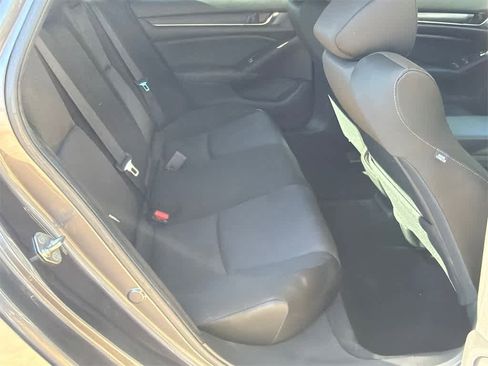 Used 2019 Honda Accord LX image 14