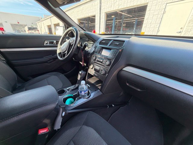 Used 2016 Ford Explorer XLT FWD image 42