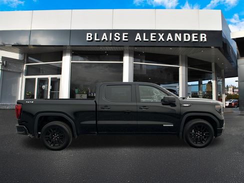 Used 2025 GMC Sierra 1500 Elevation AWD/4WD image 7