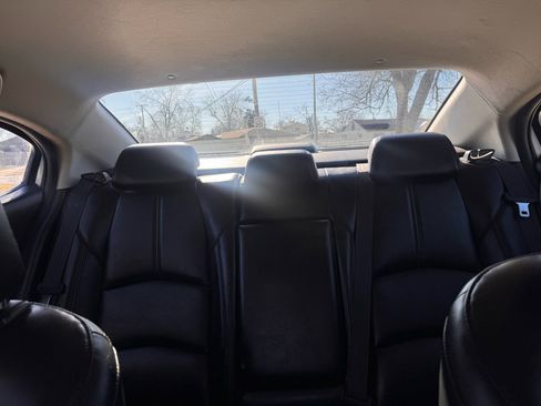 Used 2018 MAZDA MAZDA3 Touring image 13