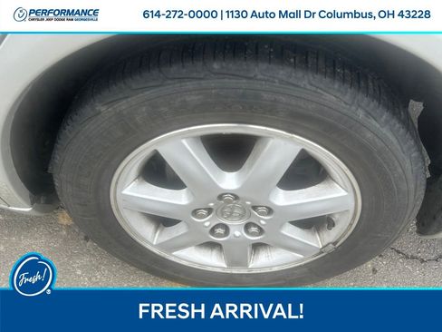 Used 2002 Toyota Avalon XLS FWD image 11