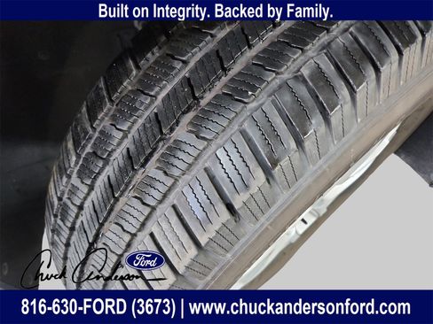 Used 2023 Chevrolet Traverse LS image 28