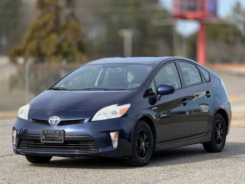 Used 2013 Toyota Prius One image 6