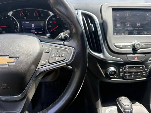 Used 2020 Chevrolet Equinox LT AWD/4WD image 32
