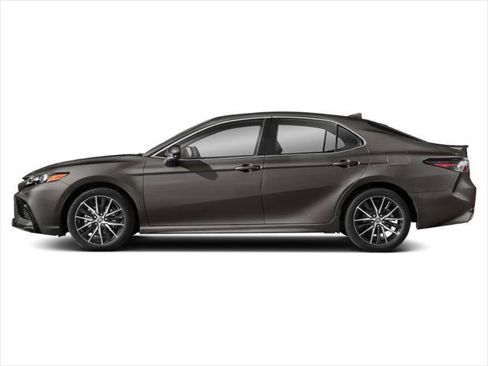 Certified 2023 Toyota Camry SE w/ Cold Weather Package AWD/4WD image 1