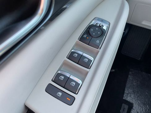 New 2026 Kia Carnival FWD image 26