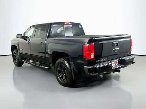 Used 2018 Chevrolet Silverado 1500 LTZ Z71 w/ LTZ Plus Package AWD/4WD image 17