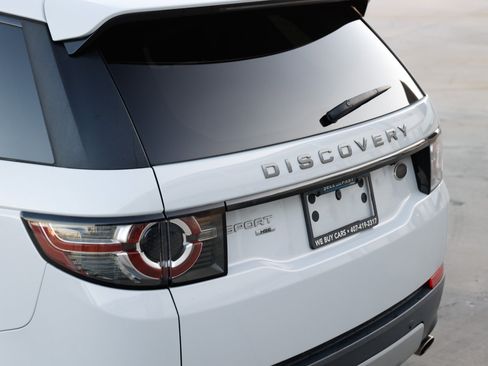 Used 2017 Land Rover Discovery Sport HSE image 31