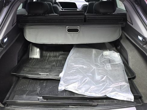 Certified 2025 Cadillac Optiq Luxury 2 w/ LPO, Floor Liner Package AWD/4WD image 19