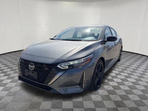 Used 2024 Nissan Sentra SR w/ SR Premium Package image 12