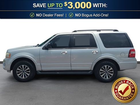 Used 2017 Ford Expedition XLT RWD image 2