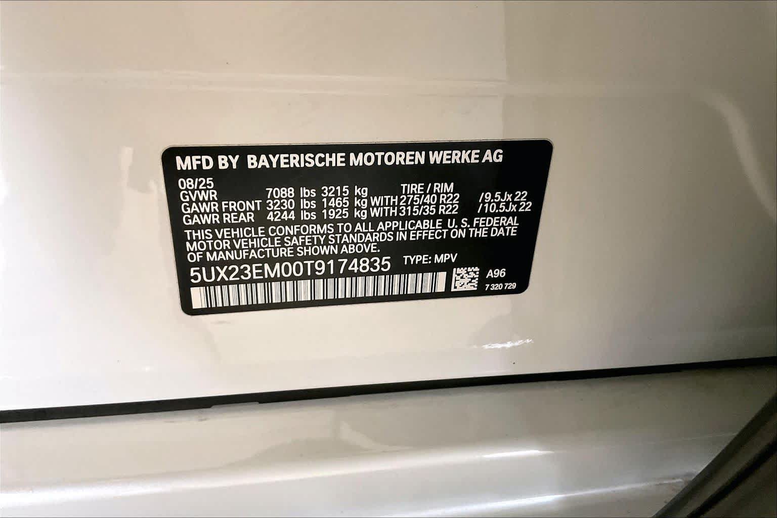 Used 2026 BMW X7 xDrive40i AWD/4WD image 32