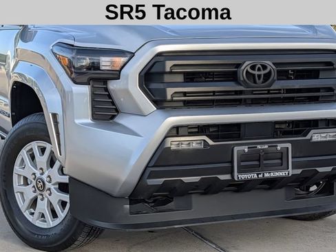 Used 2024 Toyota Tacoma SR5 AWD/4WD image 3