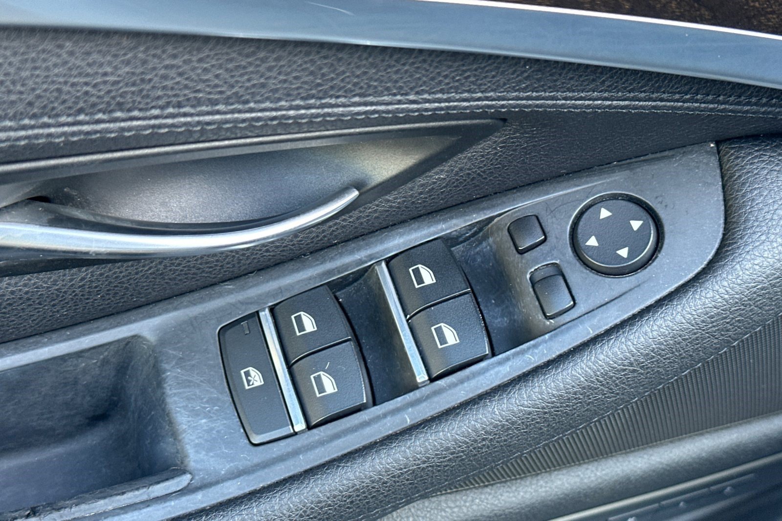 Used 2014 BMW 528i Sedan RWD image 13