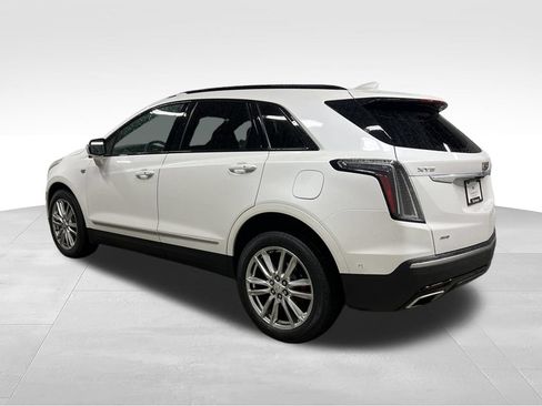 Certified 2023 Cadillac XT5 Sportv w/ Technology Package AWD/4WD image 6