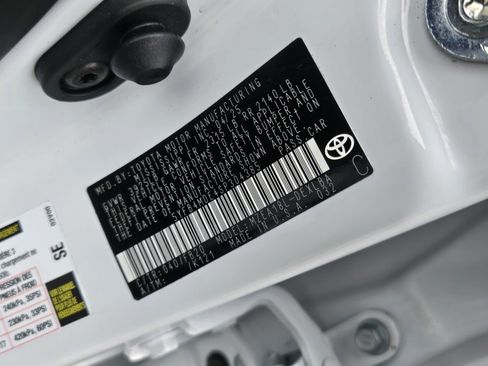 Certified 2025 Toyota Corolla LE image 26