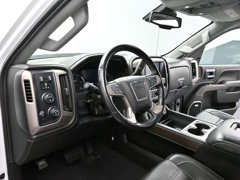 Used 2019 GMC Sierra 2500 Denali w/ Duramax Plus Package AWD/4WD image 13