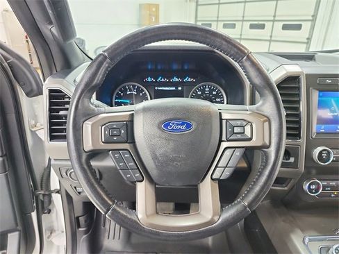 Used 2020 Ford Expedition XLT image 22