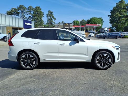 New 2026 Volvo XC60 B5 Ultra w/ Protection Package Premier AWD/4WD image 2