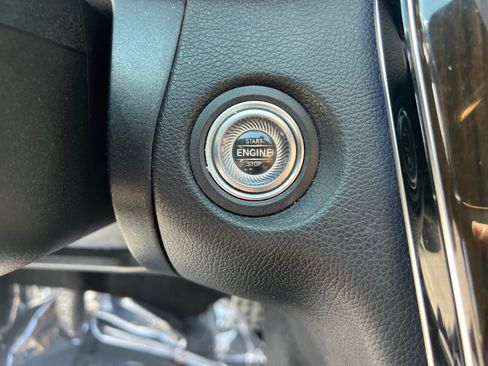 Used 2019 Mercedes-Benz C 300 4MATIC Sedan w/ AMG Line image 17