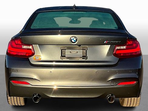 Used 2016 BMW M235i Coupe image 4