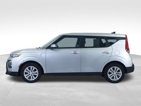 Used 2020 Kia Soul LX FWD image 9