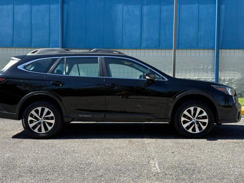Used 2022 Subaru Outback 2.5i Premium AWD/4WD image 4