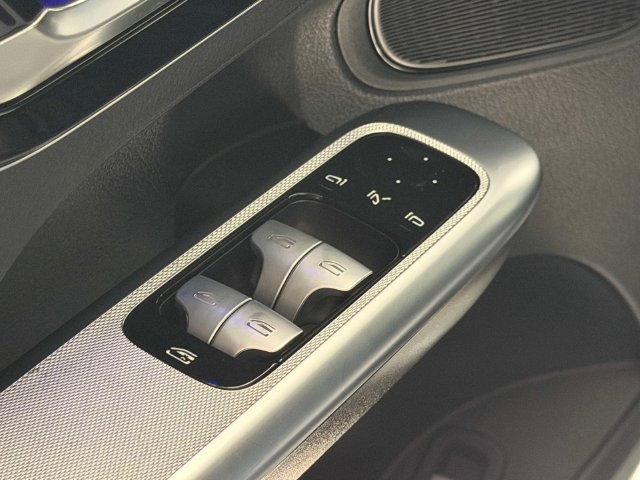 Certified 2023 Mercedes-Benz GLC 300 4MATIC image 16