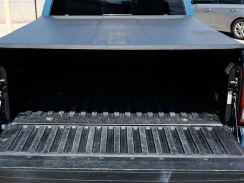 Used 2019 Toyota Tacoma TRD Sport image 22