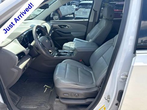 Used 2018 Chevrolet Traverse LT AWD/4WD image 13