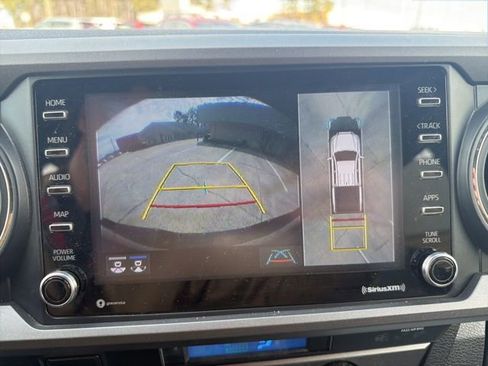 Used 2023 Toyota Tacoma TRD Sport w/ Advanced Technology Package image 27