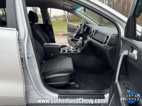 Used 2019 Kia Sportage LX image 15