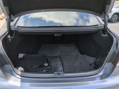 Used 2013 Lexus LS 460 w/ Comfort Pkg RWD image 6