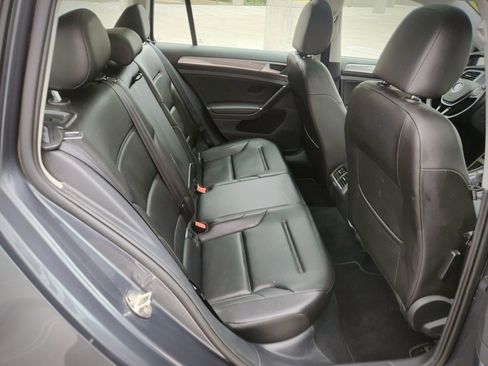 Used 2017 Volkswagen Golf Alltrack SE image 27