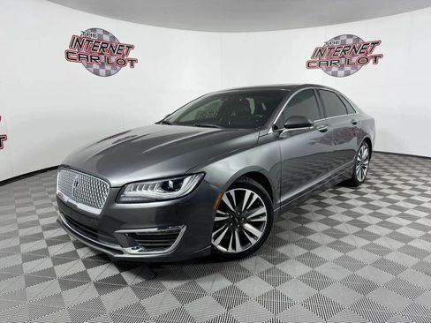 Used 2019 Lincoln MKZ Reserve FWD image 1