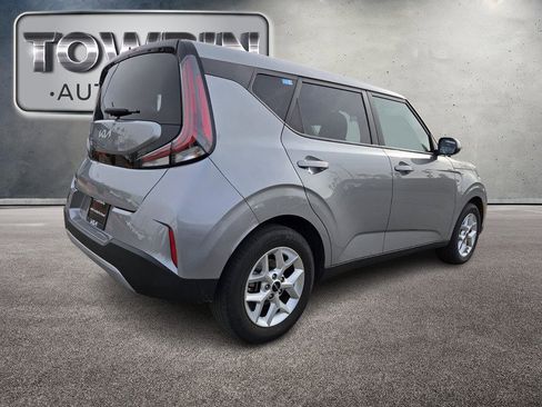Certified 2024 Kia Soul LX w/ Option Group 015 FWD image 5