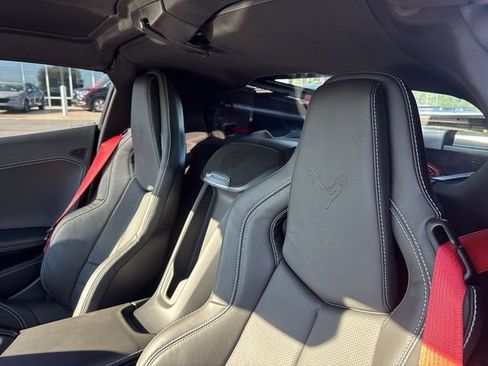Used 2026 Chevrolet Corvette Z06 RWD image 11