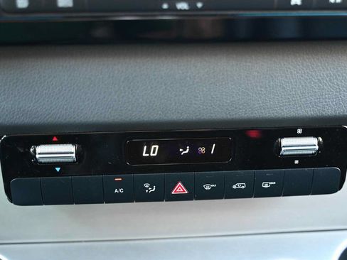 Used 2022 Mercedes-Benz Sprinter 2500 image 20