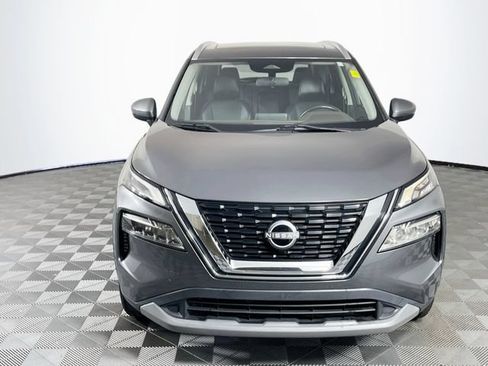 Used 2023 Nissan Rogue SV w/ SV Premium Package FWD image 3