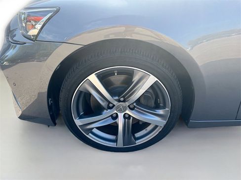 Used 2017 Lexus IS 200t image 29