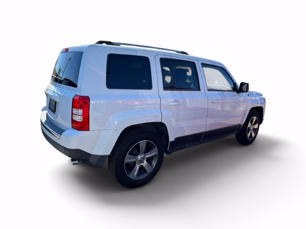 Used 2016 Jeep Patriot High Altitude FWD image 25