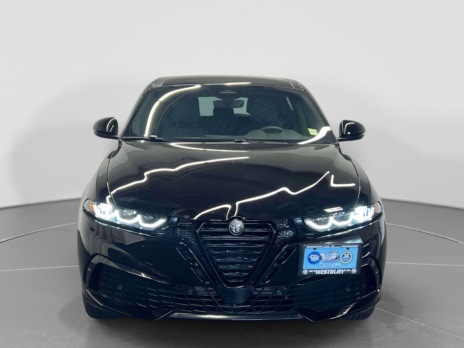 Used 2026 Alfa Romeo Tonale w/ Black Premium Package AWD/4WD image 2
