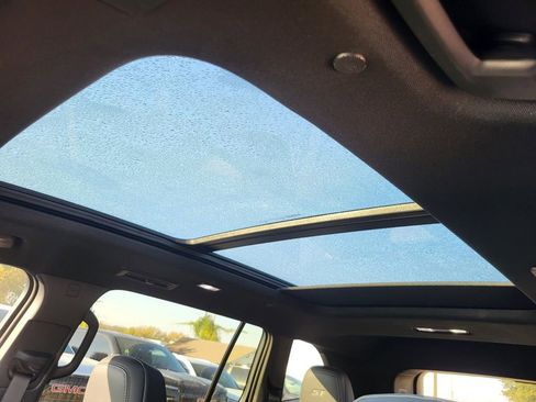 New 2026 Buick Enclave Sport Touring w/ Power Package image 8