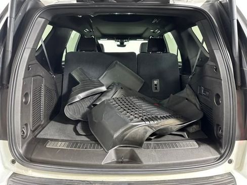 Used 2021 GMC Yukon Denali w/ Denali Premium Package image 26