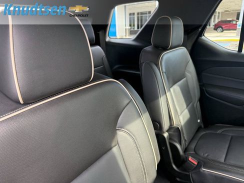 Used 2023 Chevrolet Traverse Premier w/ LPO, Floor Liner Package AWD/4WD image 14