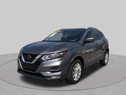 Used 2021 Nissan Rogue Sport SV FWD image 1