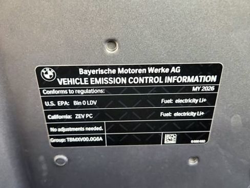 Used 2026 BMW i5 eDrive40 w/ M Sport Package RWD image 76