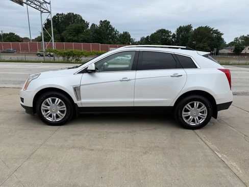 Used 2015 Cadillac SRX Luxury w/ Driver Awareness Package AWD/4WD image 11