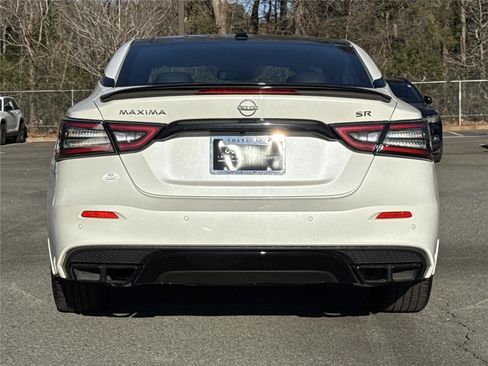 Used 2023 Nissan Maxima SR w/ Sport Mat Group FWD image 25